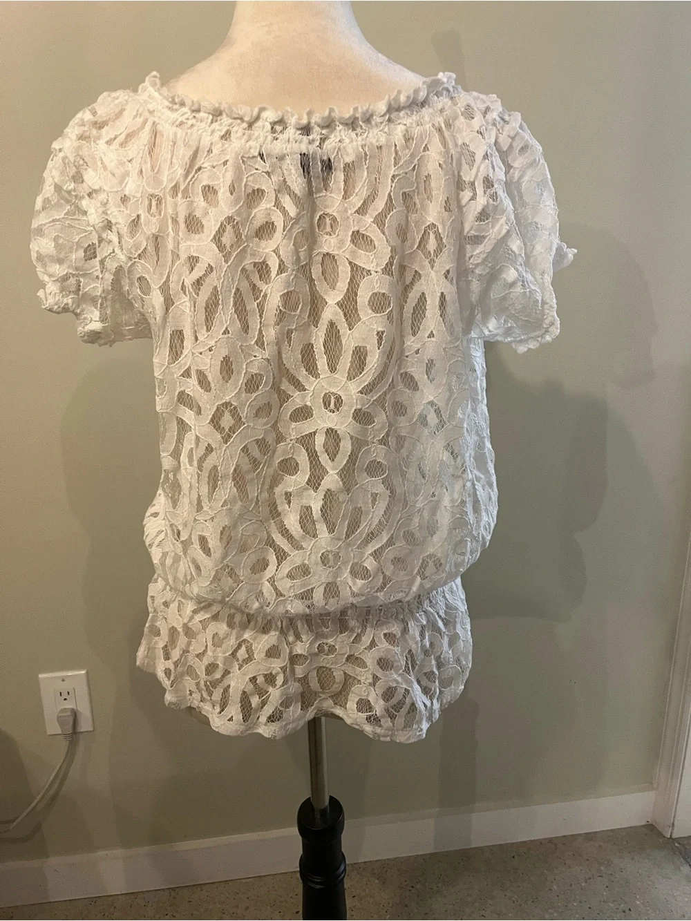 INC International Concepts White Lace Short Sleeve Peplum Blouse with Tie - Picture 3 of 9